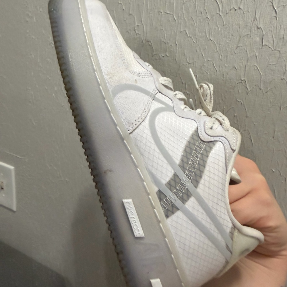 Nike Air React - image 4